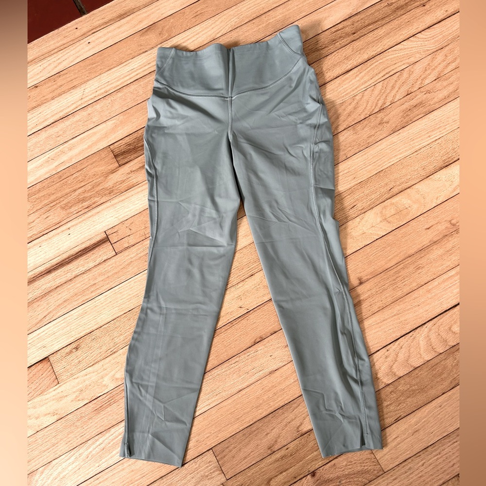 Lululemon Capri Leggings